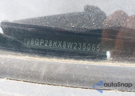 2008 Jeep Liberty Sport from USA, damaged, VIN 1J8GP28KX8W235065